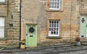 Carr'S Cottage Eyam Peak District,